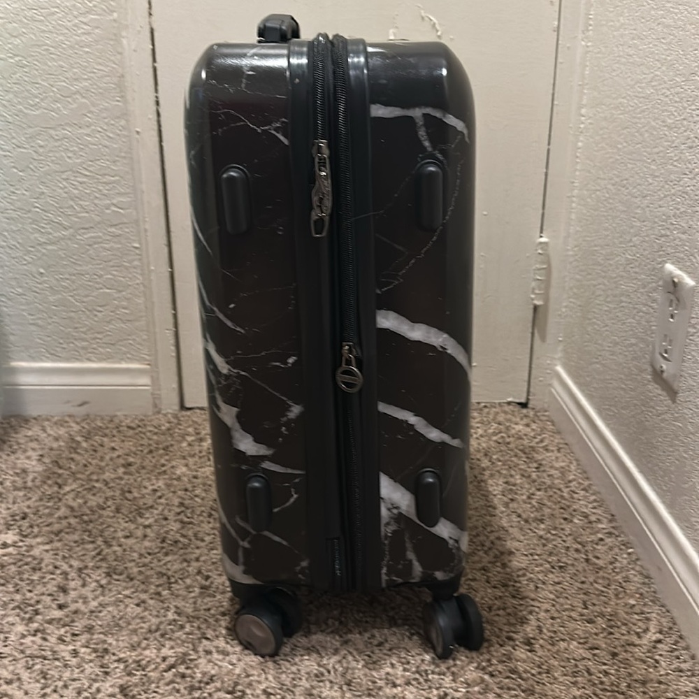 CALPAK Black Marble Carry On Rolling Suitcase - Picture 4 of 10